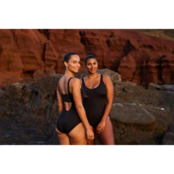 Badpak Voor Aquagym Zoey Glitter Zwart 35 Badpak Voor Aquagym Zoey Glitter Zwart -Aanbiedingen Trend Doek Winkel badpak voor aquagym zoey glitter zwart 16