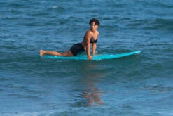 BIKINITOP ASTRID BALCONETTEMODEL MET COMFORTABELE BEUGELS IN TEXTIEL ZWART -Aanbiedingen Trend Doek Winkel bikinitop astrid balconettemodel met comfortabele beugels in textiel zwart 15