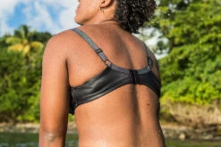 BIKINITOP ASTRID BALCONETTEMODEL MET COMFORTABELE BEUGELS IN TEXTIEL ZWART -Aanbiedingen Trend Doek Winkel bikinitop astrid balconettemodel met comfortabele beugels in textiel zwart 16