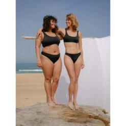 Bikinitop Aurely Uitneembare Pads Zwart -Aanbiedingen Trend Doek Winkel bikinitop aurely uitneembare pads zwart 8