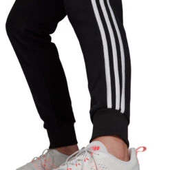 ADIDAS Essentials French Terry 3-Stripes Broek 15 ADIDAS Essentials French Terry 3-Stripes Broek -Aanbiedingen Trend Doek Winkel essentials french terry 3 stripes broek 6