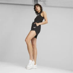 Essentials+ LOVE IS LOVE Short Voor Dames PUMA -Aanbiedingen Trend Doek Winkel essentials love is love short voor dames puma 4
