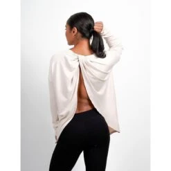 Pursue Fitness Cross Back Sweater Beige -Aanbiedingen Trend Doek Winkel pursue fitness cross back sweater beige 3