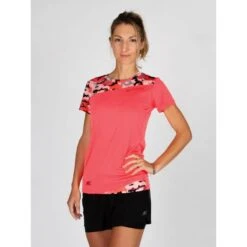 RYANE Roze T-shirt 9 RYANE Roze T-shirt -Aanbiedingen Trend Doek Winkel ryane roze t shirt 2